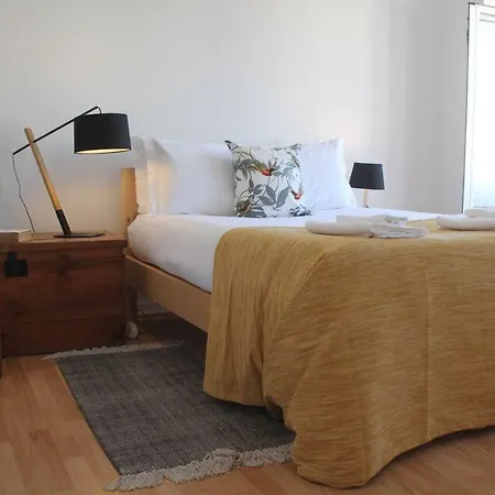 Maria Dos Anjos - Free Indoor Parking Apartment *